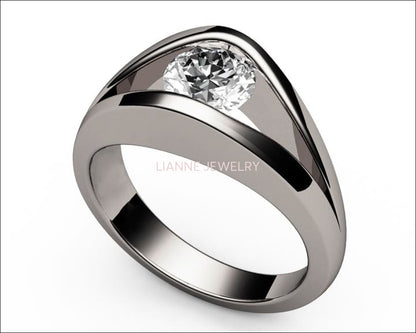 18K Solitaire Diamond Engagement ring, Split shank White Gold Unique Ring - Lianne Jewelry