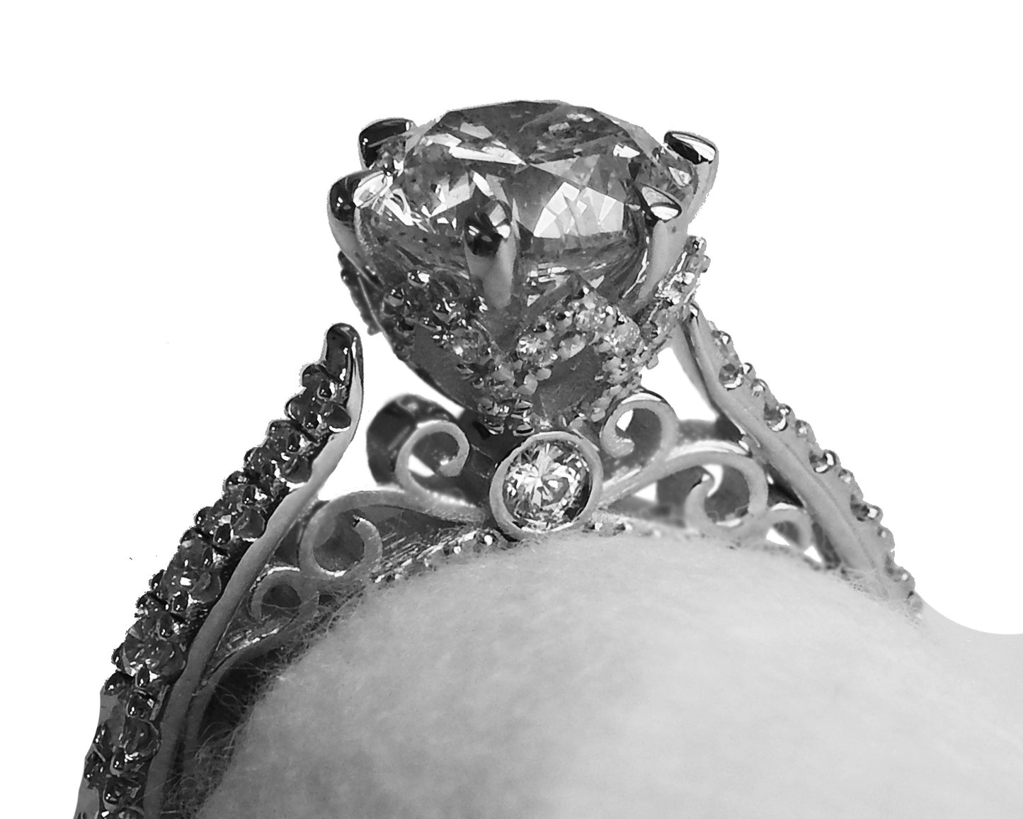 2.5 CT 18K White Gold Cathedral Filigree Diamond Engagement Ring