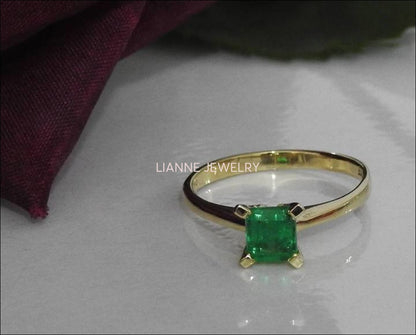 Vintage Emerald Solitaire 14K Yellow Gold Ring Green Emerald Ring Engagement Ring May Birthstone Natural Emerald Birthday gift For Her - Lianne Jewelry