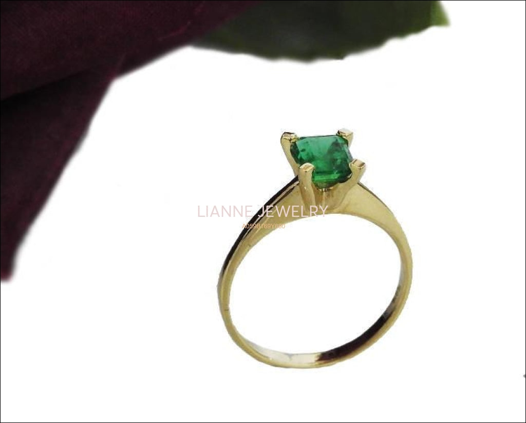 Vintage Emerald Solitaire 14K Yellow Gold Ring Green Emerald Ring Engagement Ring May Birthstone Natural Emerald Birthday gift For Her - Lianne Jewelry