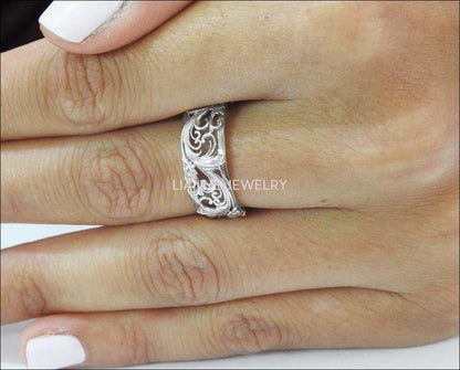 Silver Flower Wedding Band Filigree Ring Band Leaves Ring Twig Ring Milgrain Ring Wedding Ring Band in Silver - Lianne Jewelry