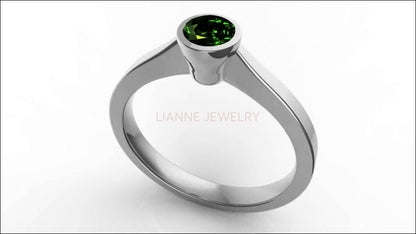 Emerald Solitaire Ring Bezel set 14K White Gold Emerald ring Green Ring Unique Engagement Ring Minimalist Ring - Lianne Jewelry