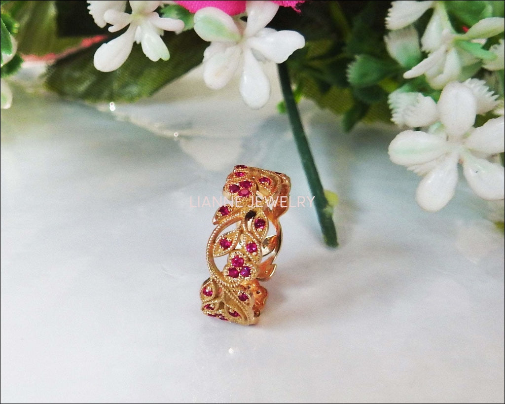 18K Rose gold Leaves Band with Rubies Filigree Ring Milgrain Twig Ring - Lianne Jewelry