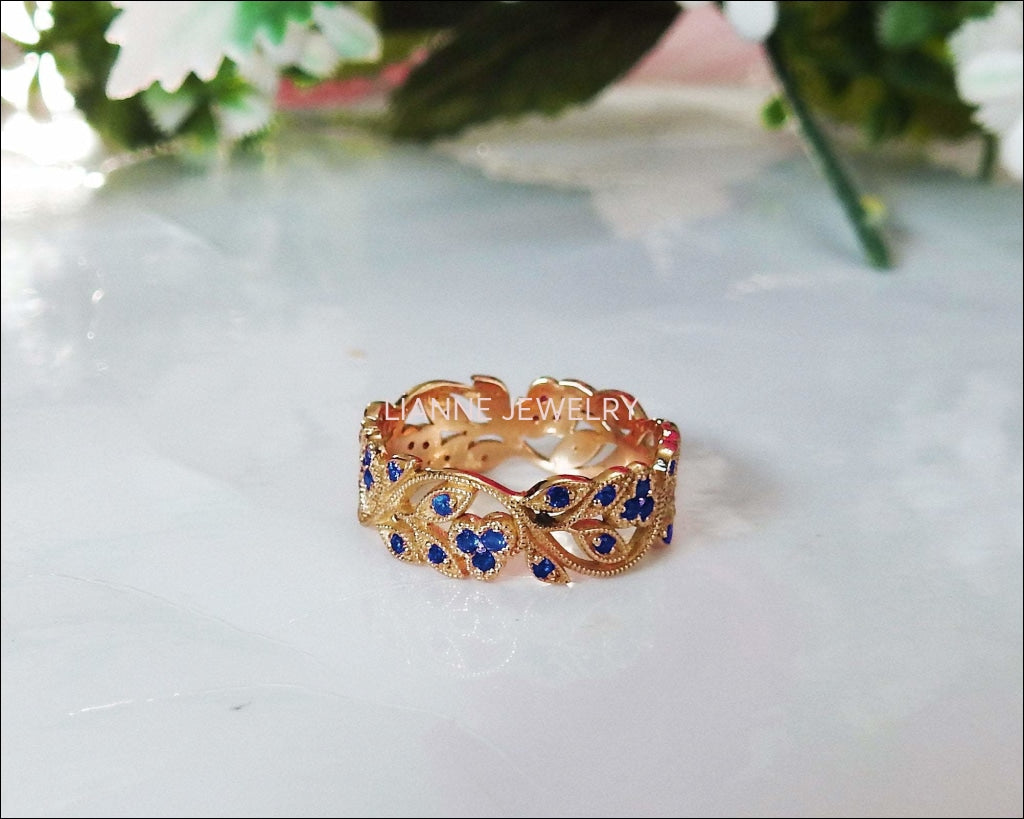 18K Yellow gold Leaves Band with 42 Sapphires Filigree Ring Milgrain Twig Ring - Lianne Jewelry