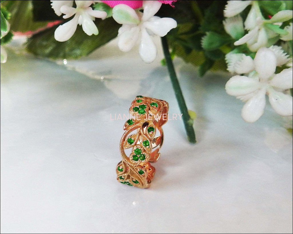 18K Rose gold Leaves Band Emerald Filigree Ring Milgrain Twig Ring - Lianne Jewelry