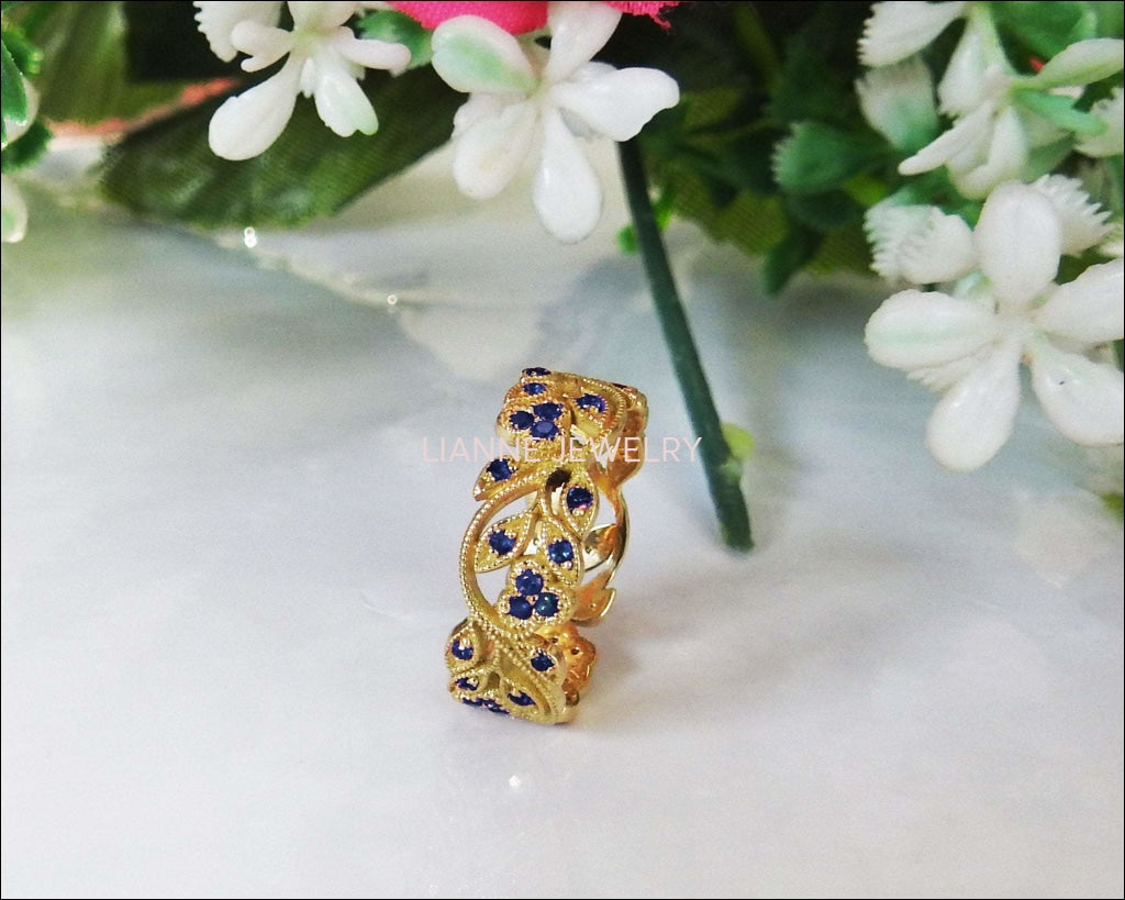 18K Yellow gold Leaves Band with 42 Sapphires Filigree Ring Milgrain Twig Ring - Lianne Jewelry