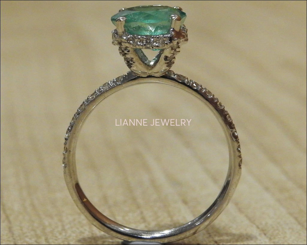 Emerald Ring Vintage Solitaire High Set with Diamonds in 14K White gold - Lianne Jewelry