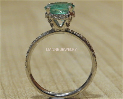 Emerald Ring Vintage Solitaire High Set with Diamonds in 14K White gold - Lianne Jewelry